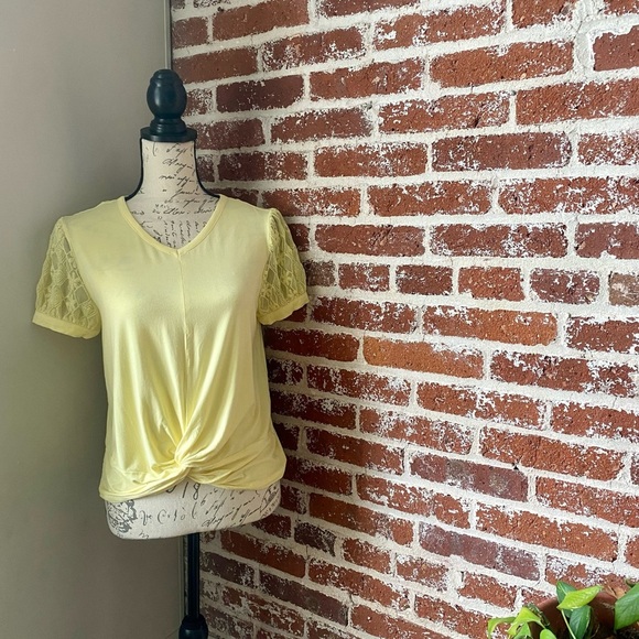 Tint & Shadow Tops - Yellow Lace Sleeve Women's Blouse